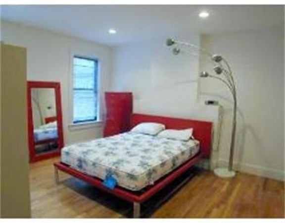 4 North Bennet Street, Unit 2 Boston, MA 02113 - Photo 4 of 7