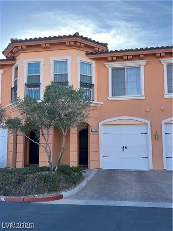 $2,300 | 34 Via Vasari, Unit 103, Henderson, NV 89011
