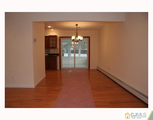 30 Landsdowne Road East Brunswick, NJ 08816 - Photo 3 of 9 Gallery Image 3