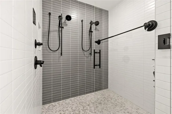 $950,000 | 777 3rd Avenue North, Unit 806, St. Petersburg, FL 33701