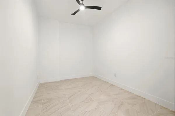 $950,000 | 777 3rd Avenue North, Unit 806, St. Petersburg, FL 33701