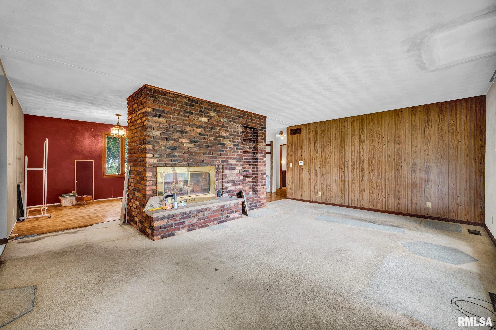 4330 South Banbury Cove Mapleton, IL 61547 - Photo 9 of 44