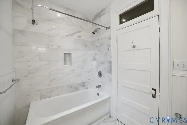 $2,550 | 2703 Kensington Avenue, Unit 1, Richmond, VA 23220