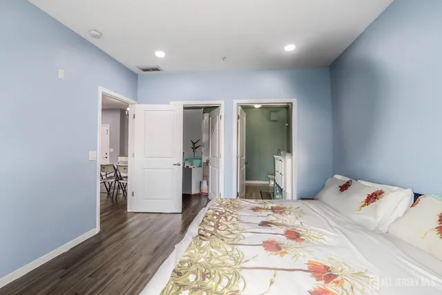 $471,000 | 524 Doral Court, Piscataway, NJ 08854