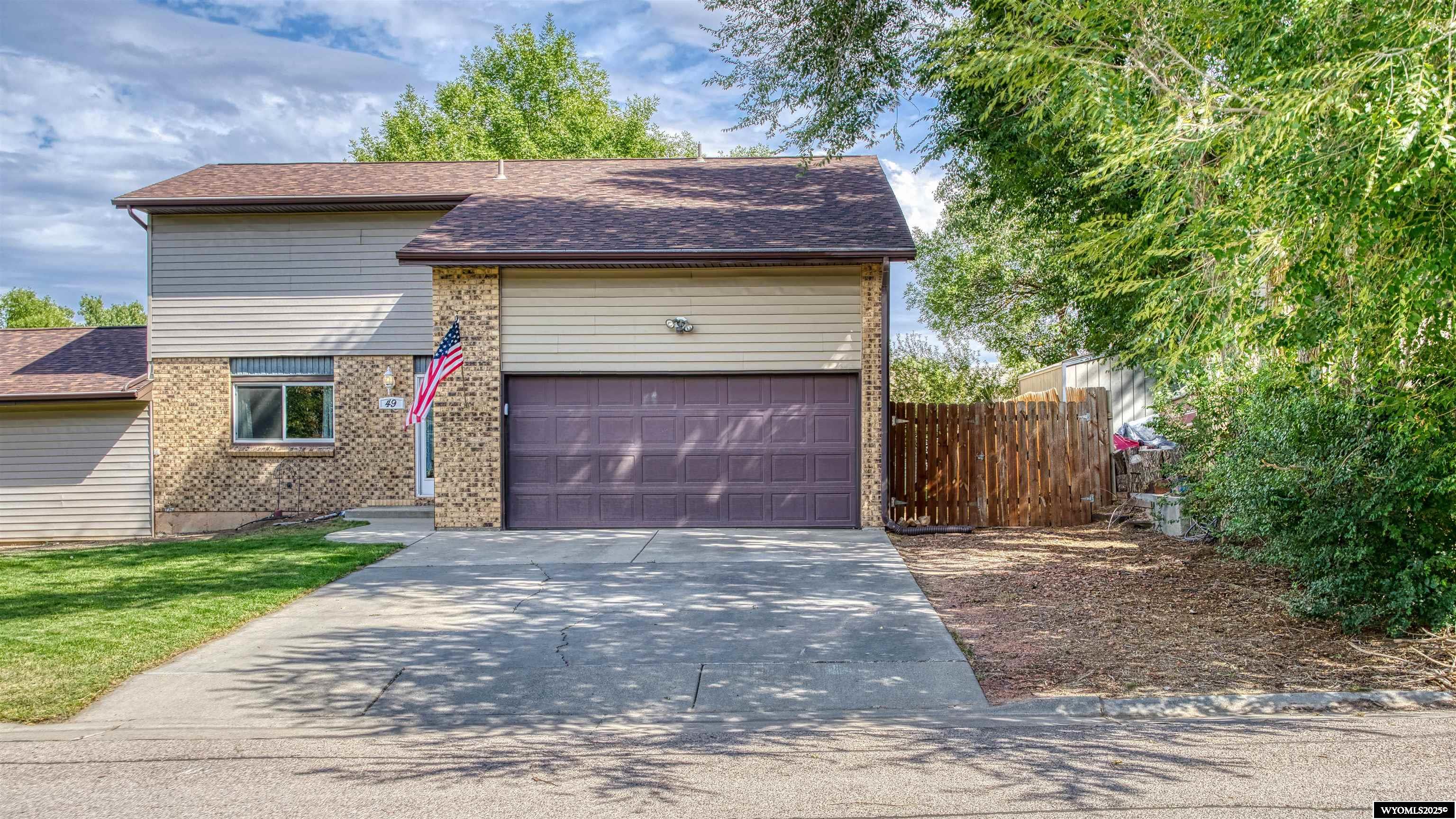 49 Independence Drive Gillette, WY 82716 - Photo 3 of 48