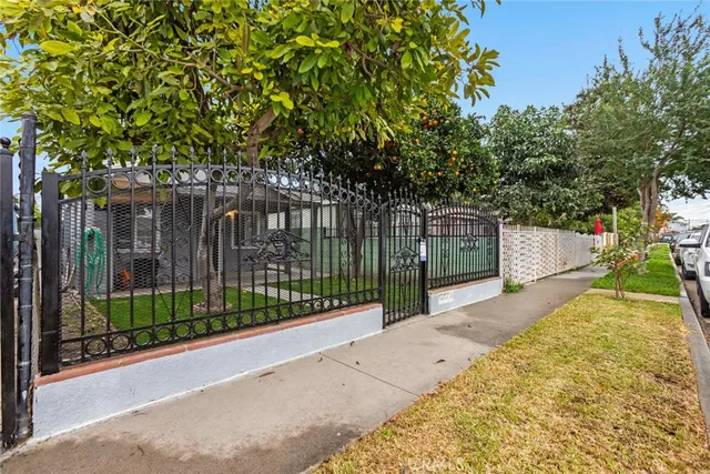 $599,900 | 13202 South Penrose Avenue, Compton, CA 90222