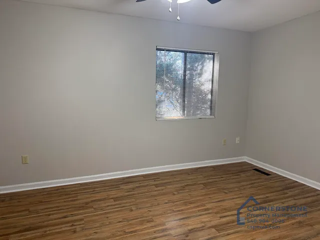 $1,200 | 106 Lee Avenue Northeast, Unit 2, Roanoke, VA 24012