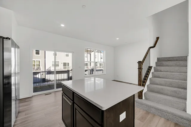 $3,000 | 203 Settlers Place, Unit 203, West Dundee, IL 60118