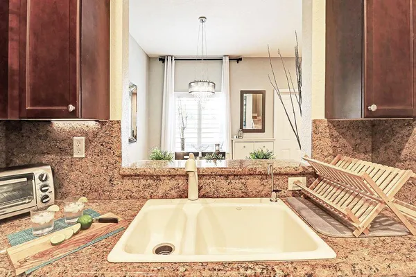 $2,600 | 400 Lake Monterey Circle, Boynton Beach, FL 33426