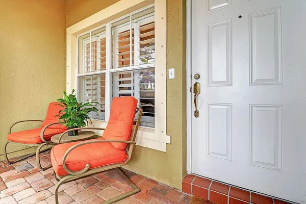 $2,600 | 400 Lake Monterey Circle, Boynton Beach, FL 33426