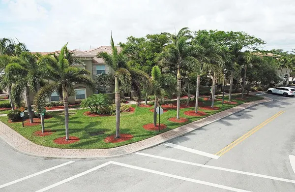 $2,600 | 400 Lake Monterey Circle, Boynton Beach, FL 33426