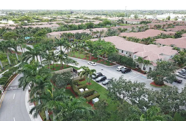 $2,600 | 400 Lake Monterey Circle, Boynton Beach, FL 33426