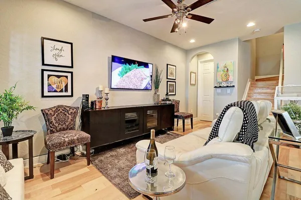 $2,600 | 400 Lake Monterey Circle, Boynton Beach, FL 33426