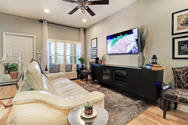 $2,600 | 400 Lake Monterey Circle, Boynton Beach, FL 33426