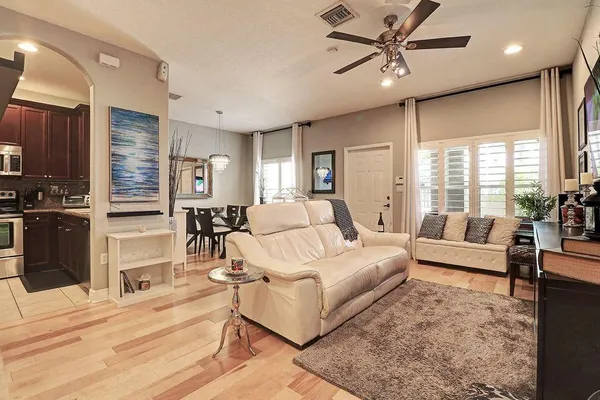 $2,600 | 400 Lake Monterey Circle, Boynton Beach, FL 33426