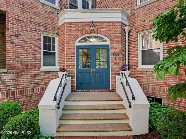 $5,250 | 169 Mason Street, Unit 1G, Greenwich, CT 06830