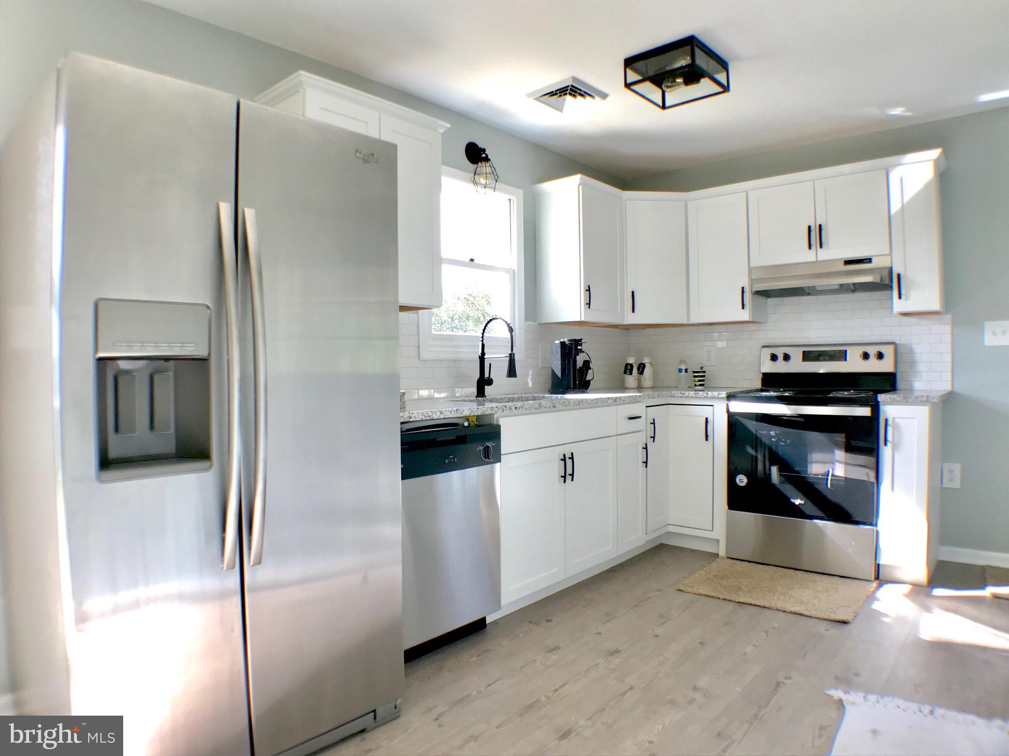 3266 Days Mill Road York, PA 17408 - Photo 4 of 25 Gallery Image 4