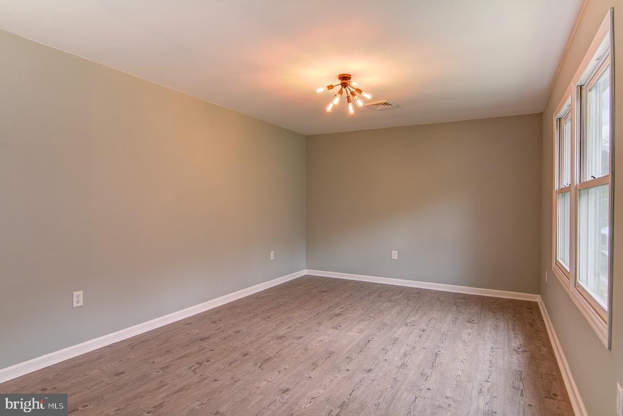 3266 Days Mill Road York, PA 17408 - Photo 8 of 25 Gallery Image 8