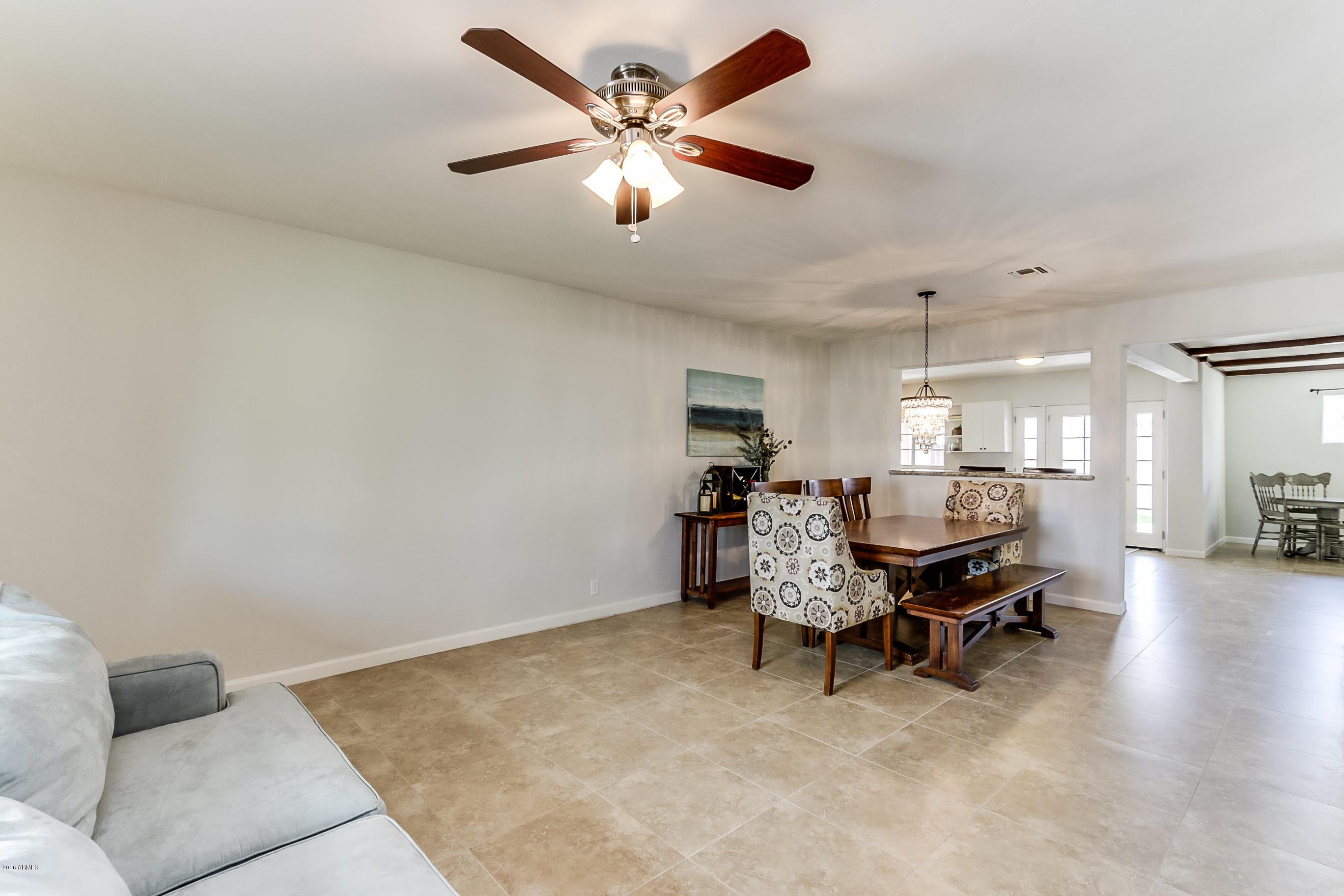 3009 East Roma Avenue Phoenix, AZ 85018 - Photo 6 of 53 Roma - 020