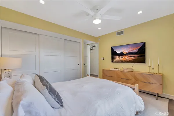 $1,299,000 | 1924 Mathews Avenue, Unit C, Redondo Beach, CA 90278
