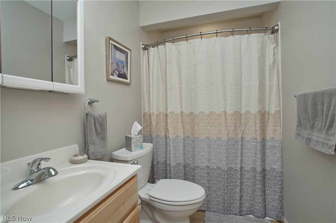 352 Clarmont Road Willowick, OH 44095 - Photo 16 of 29