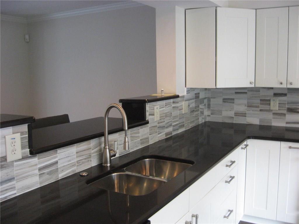 150 Shadow Ridge Drive Pittsburgh, PA 15238 - Photo 11 of 23 GRANITE AND TILE BACKSPLASH - GORGEOUS!