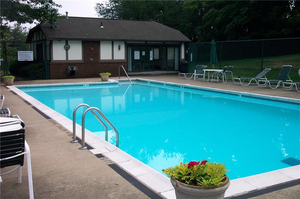 150 Shadow Ridge Drive Pittsburgh, PA 15238 - Photo 21 of 23 POOL AND PARTY CABANA