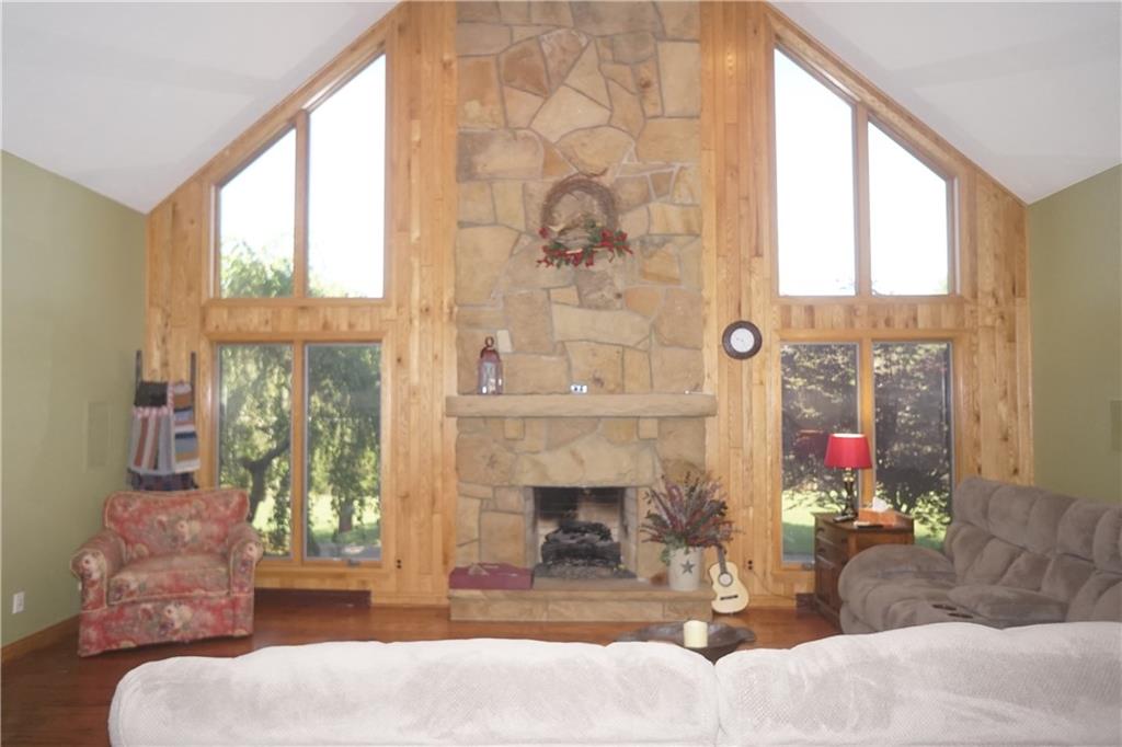 185 Crisswell Road Butler, PA 16002 - Photo 3 of 25