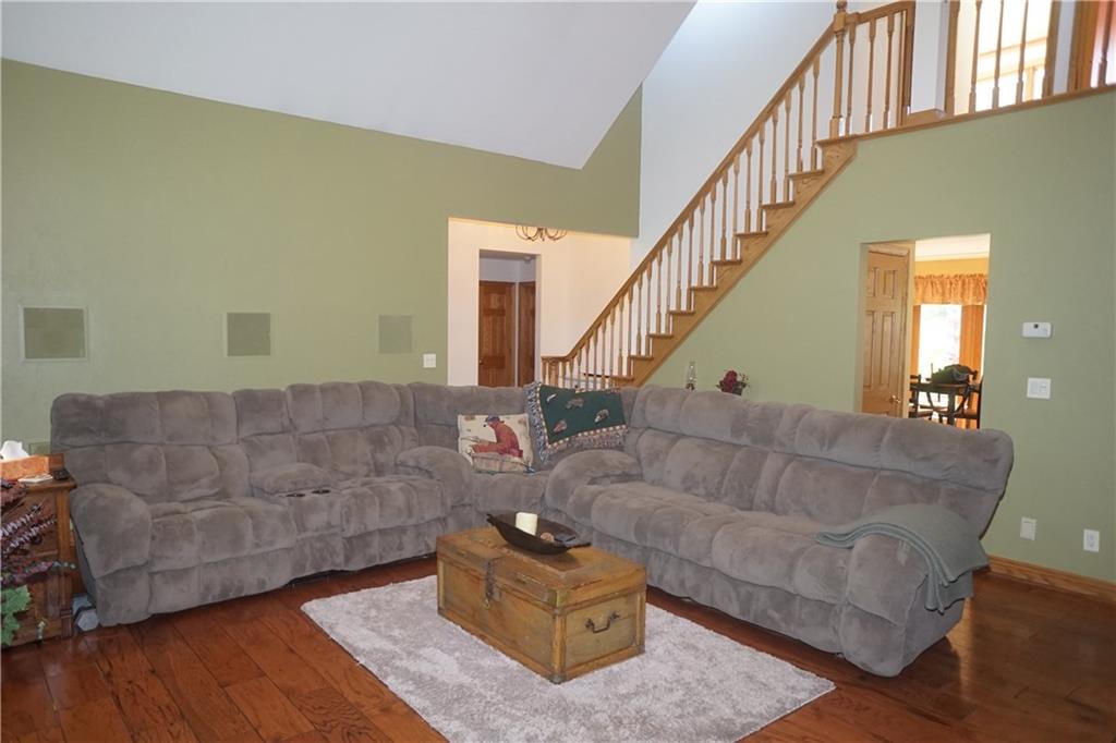 185 Crisswell Road Butler, PA 16002 - Photo 5 of 25