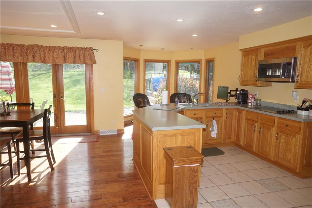185 Crisswell Road Butler, PA 16002 - Photo 6 of 25