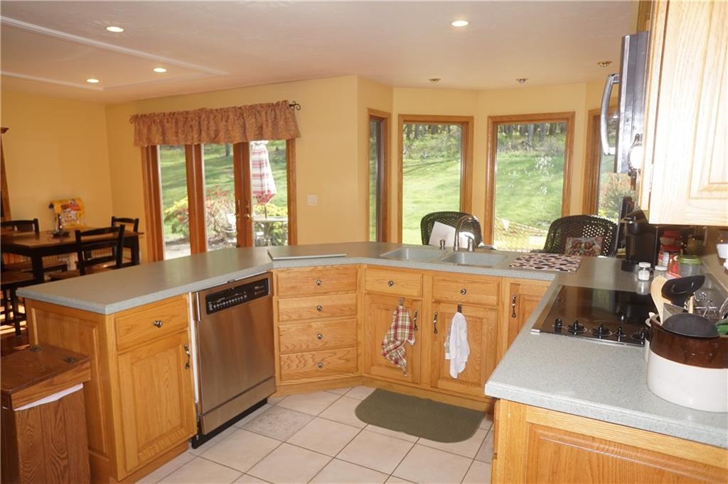 185 Crisswell Road Butler, PA 16002 - Photo 9 of 25