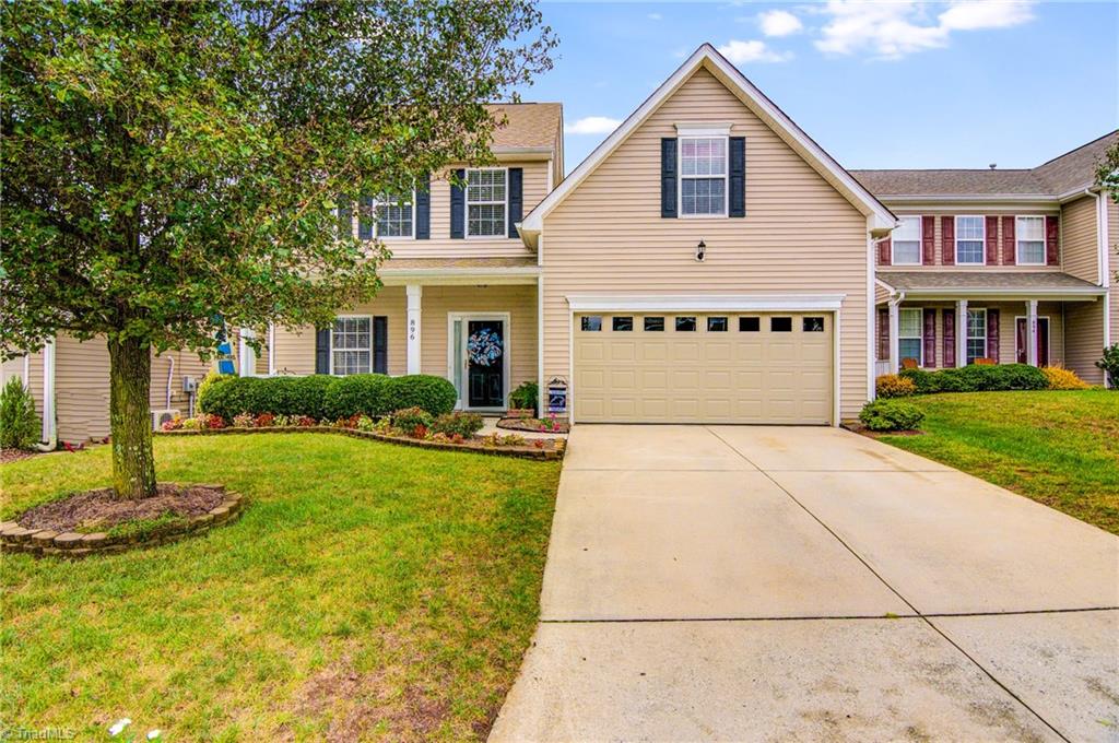 896 Hedgepath Terrace High Point, NC 27265 - Photo 3 of 45 Gallery Image 3