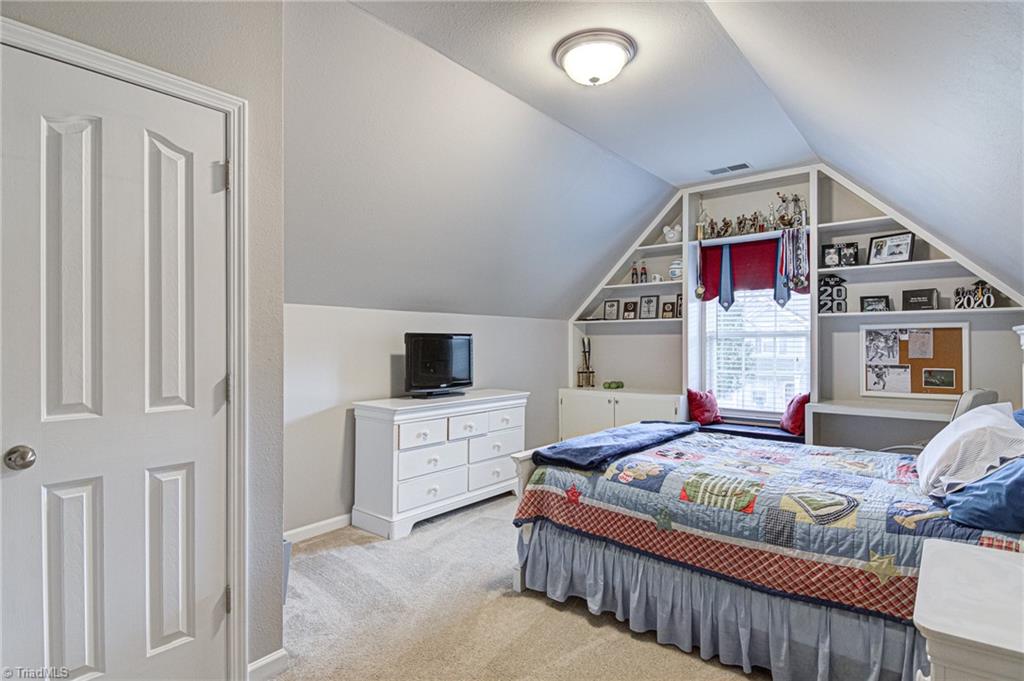 896 Hedgepath Terrace High Point, NC 27265 - Photo 31 of 45 Gallery Image 31