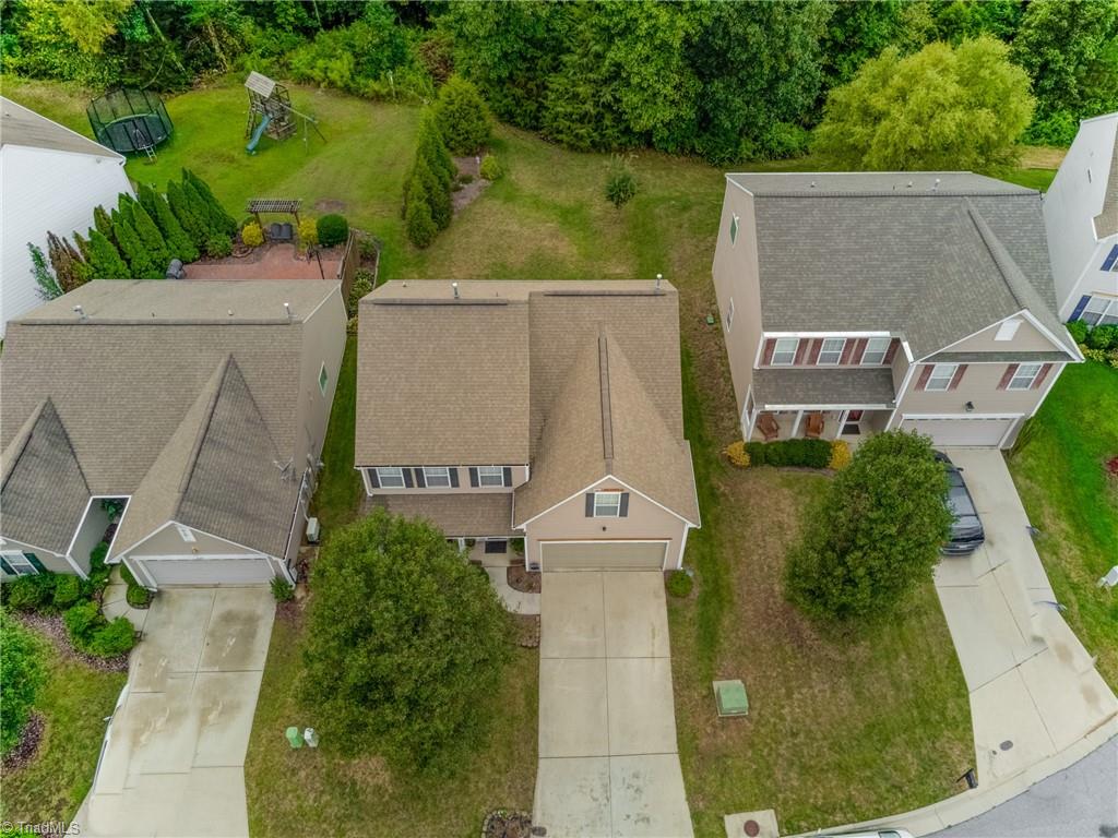 896 Hedgepath Terrace High Point, NC 27265 - Photo 40 of 45 Gallery Image 40