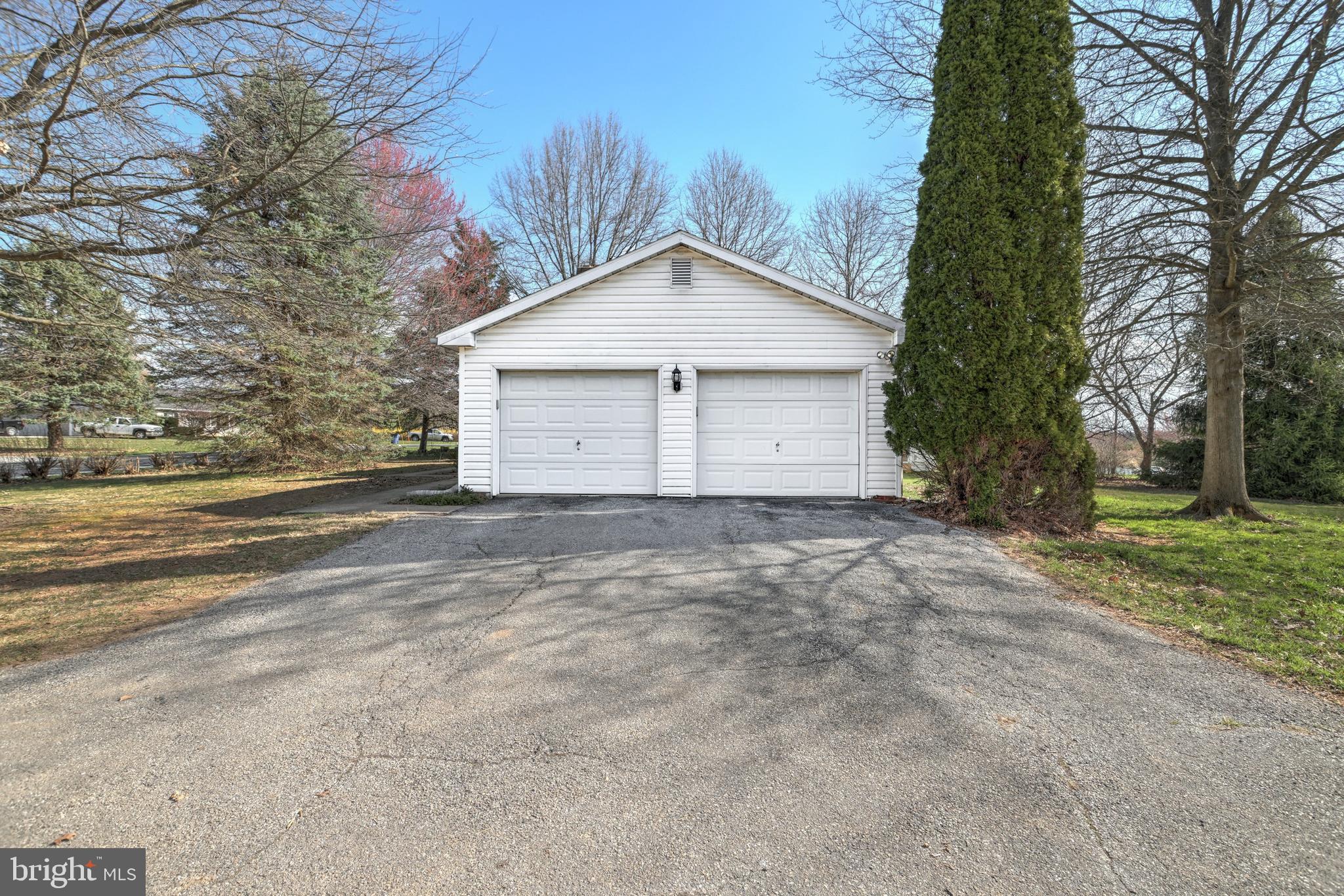 714 Plank Road New Freedom, PA 17349 - Photo 6 of 38 Gallery Image 6