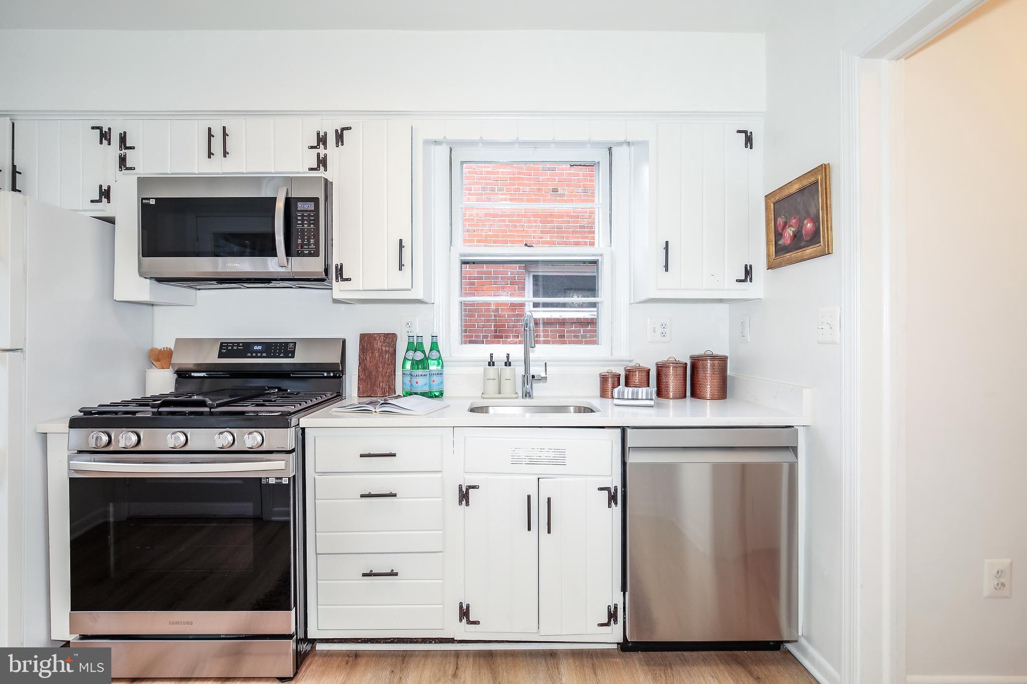 4615 Greene Place Northwest Washington, DC 20007 - Photo 9 of 31