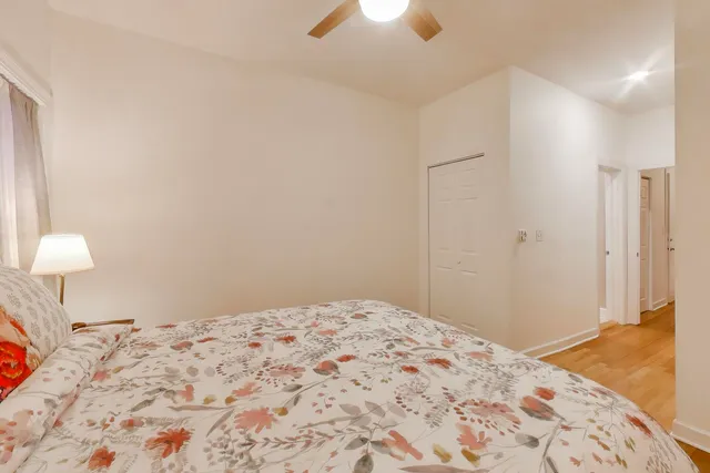 $399,900 | 1849 West Waveland Avenue, Unit 1, Chicago, IL 60613