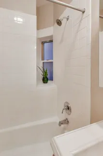 $399,900 | 1849 West Waveland Avenue, Unit 1, Chicago, IL 60613