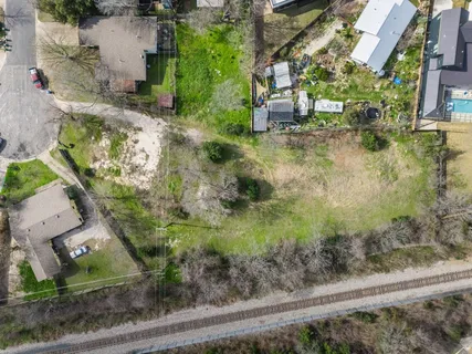 $899,000 | 1402 Valleyridge Drive, Austin, TX 78704