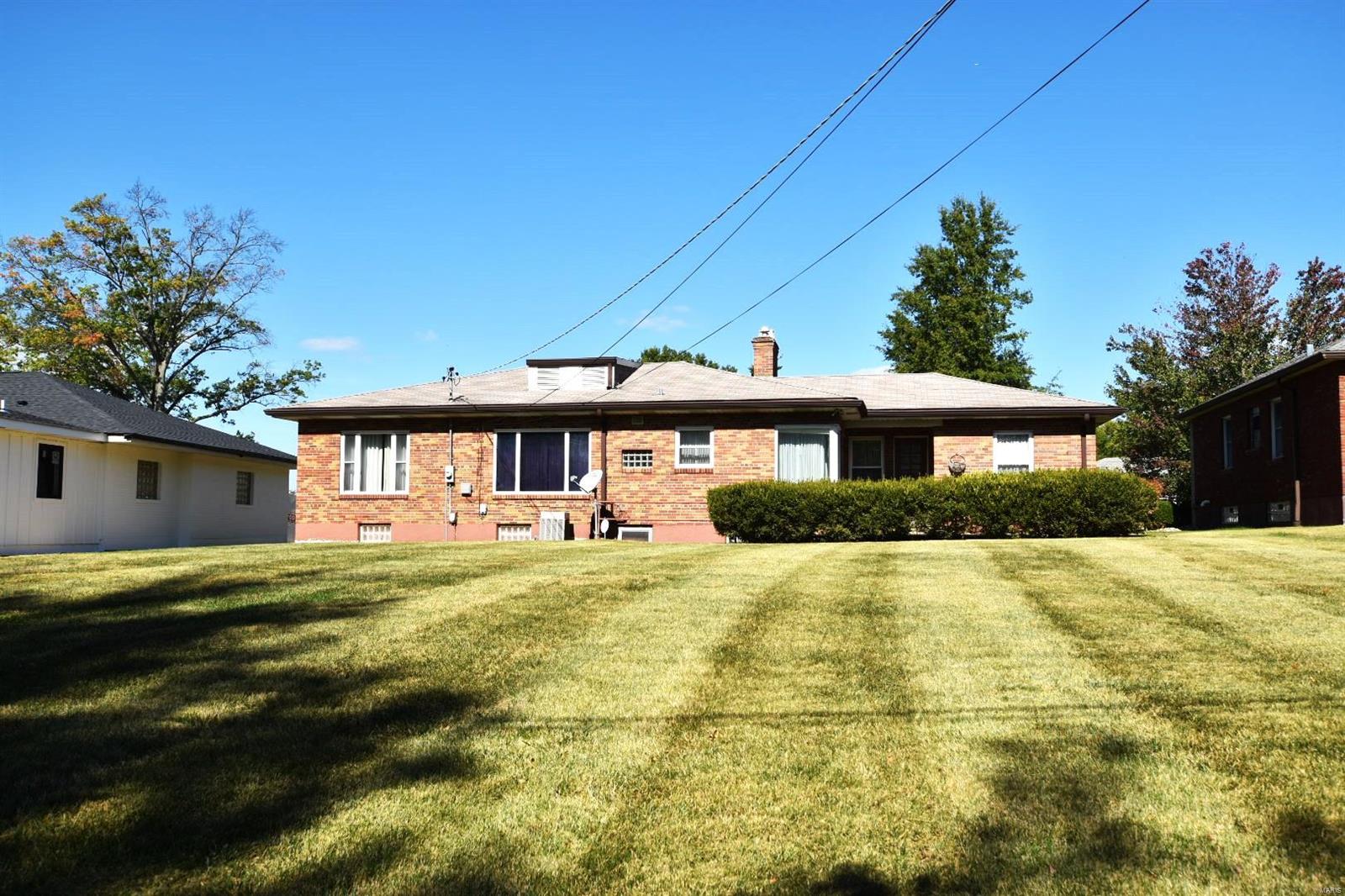 8 Willmore Road St. Louis, MO 63109 - Photo 2 of 36