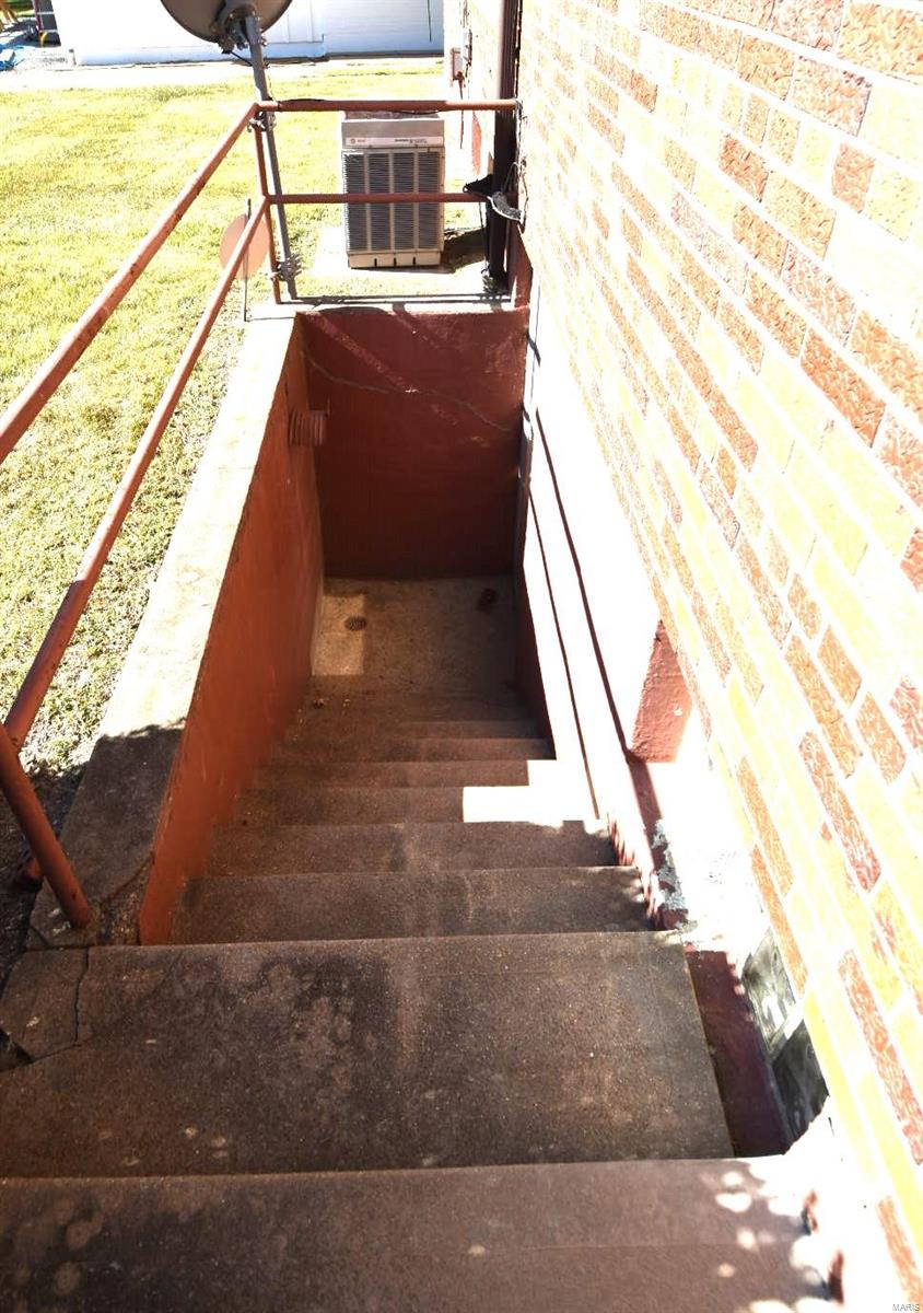 8 Willmore Road St. Louis, MO 63109 - Photo 28 of 36