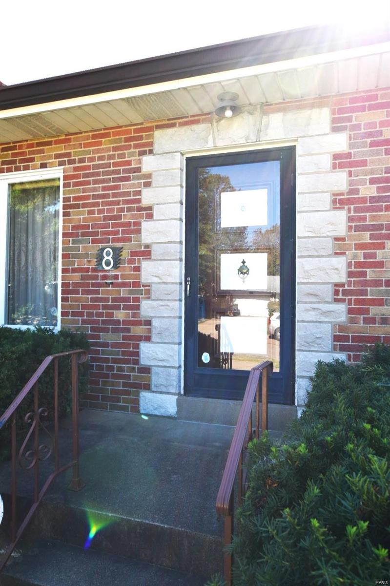 8 Willmore Road St. Louis, MO 63109 - Photo 3 of 36