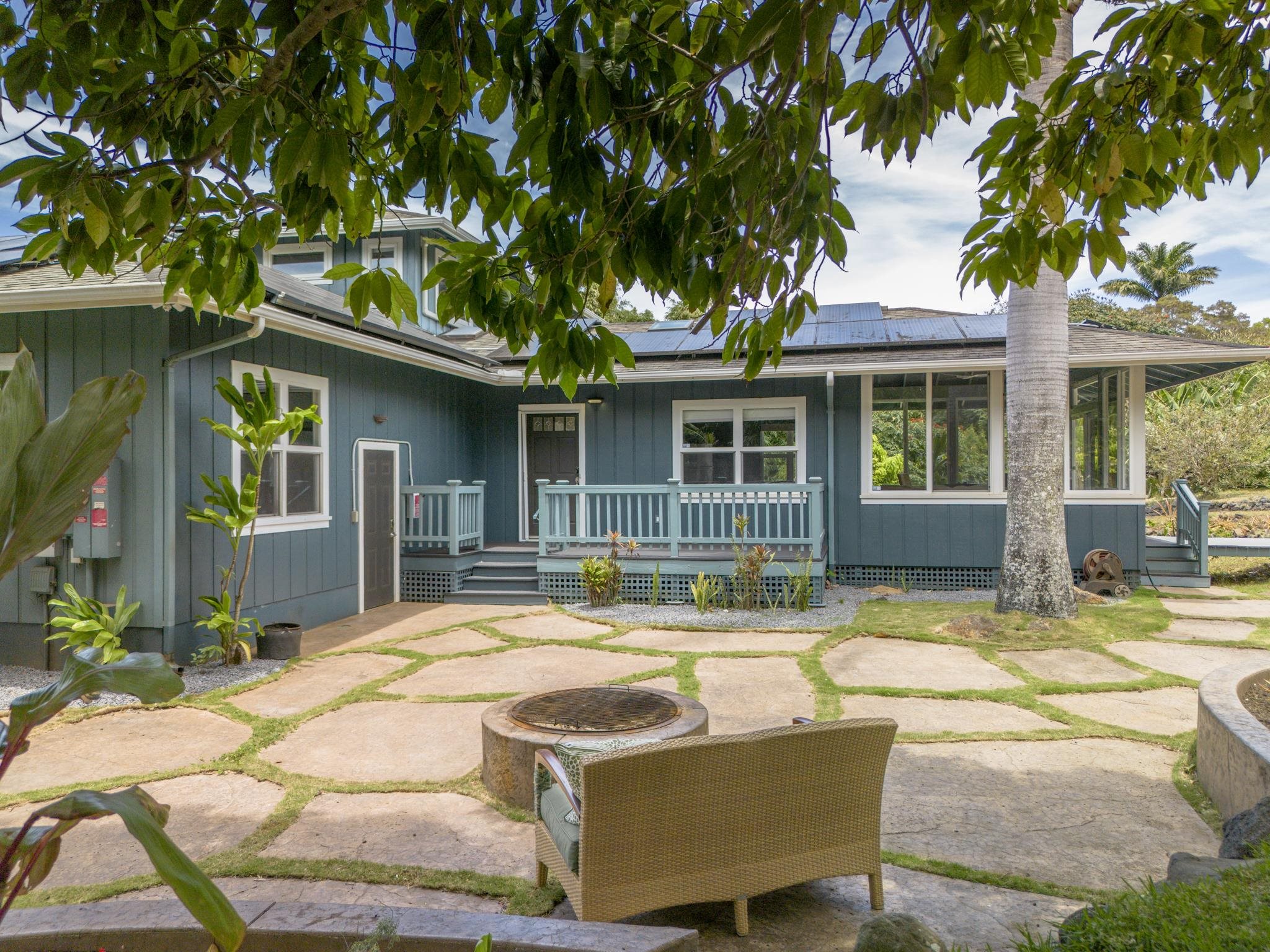 1865 Kalia Way Haiku, HI 96708 - Photo 17 of 50 Firepit