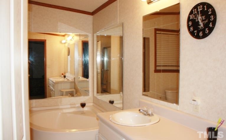 533 Jeffries Cross Road Burlington, NC 27217 - Photo 14 of 25 Gallery Image 14