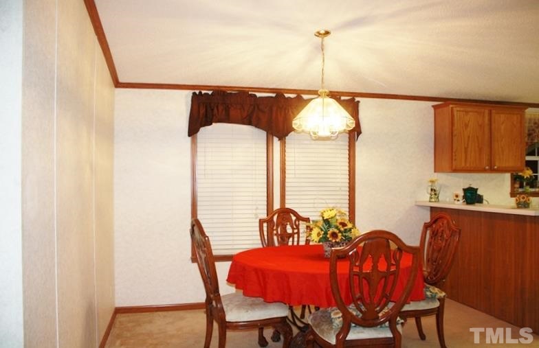 533 Jeffries Cross Road Burlington, NC 27217 - Photo 7 of 25 Gallery Image 7