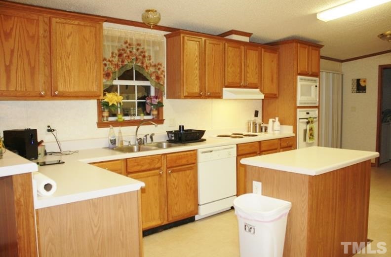 533 Jeffries Cross Road Burlington, NC 27217 - Photo 8 of 25 Gallery Image 8