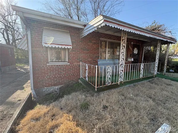 $29,900 | 4414 Dryden Avenue, St. Louis, MO 63115