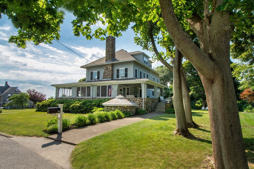 106 Mann Hill Road Scituate, MA 02066 - Photo 2 of 41