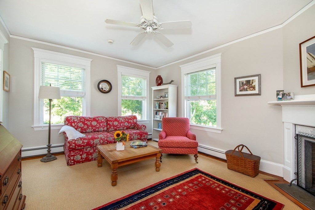 106 Mann Hill Road Scituate, MA 02066 - Photo 23 of 41