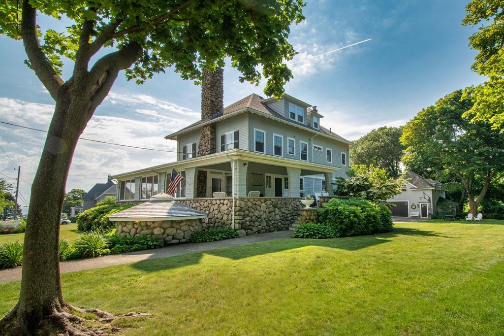 106 Mann Hill Road Scituate, MA 02066 - Photo 4 of 41